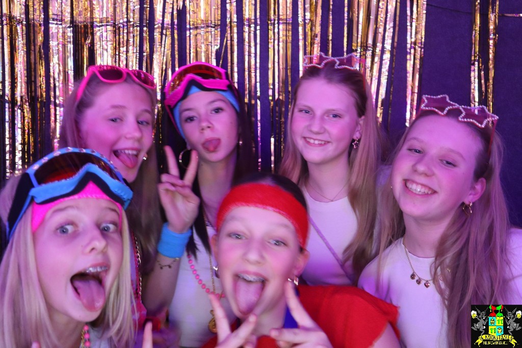 ../Images/Jeugd Opwarmbal Photobooth 396.jpg